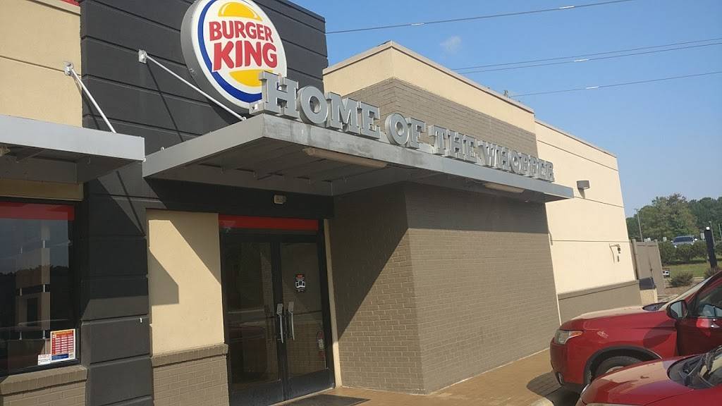 Burger King | restaurant | 3709 N Tryon St, Charlotte, NC 28206, USA | 7043720616 OR +1 704-372-0616