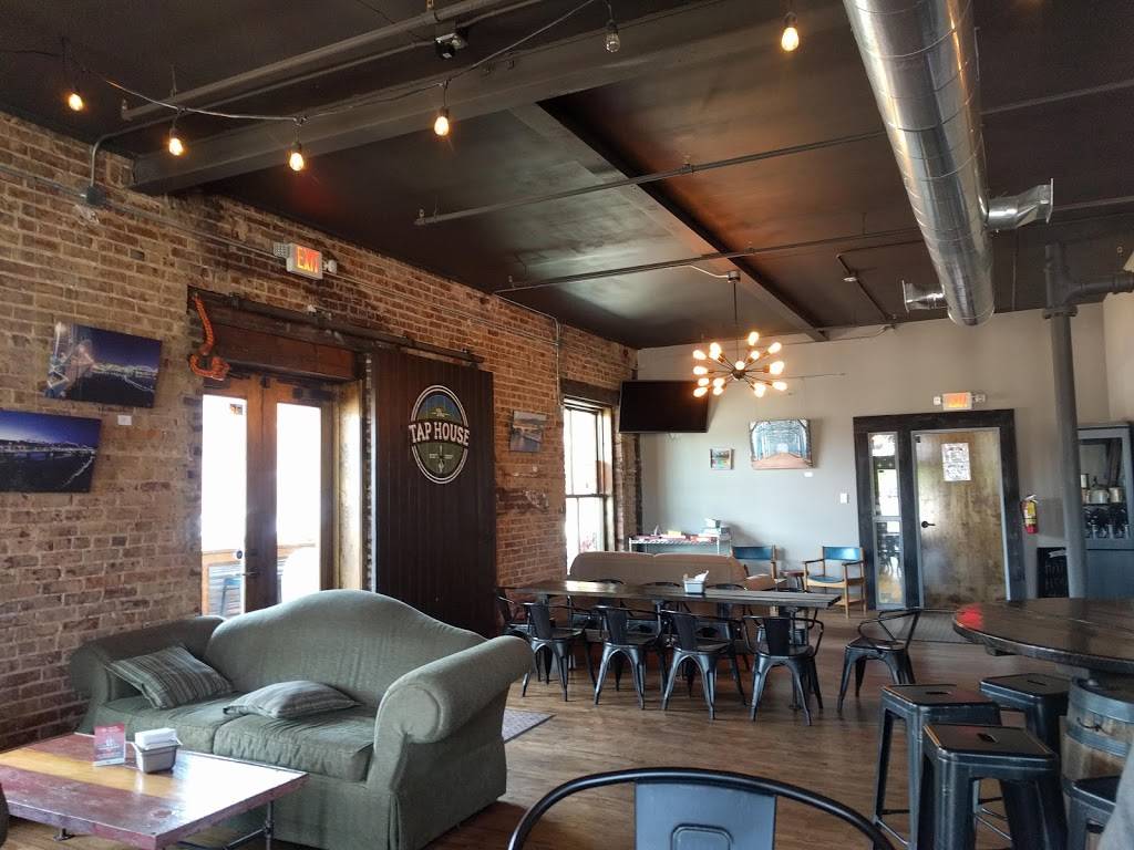 The Tap House | restaurant | 3800 St Elmo Ave #114, Chattanooga, TN 37409, USA | 4236828234 OR +1 423-682-8234