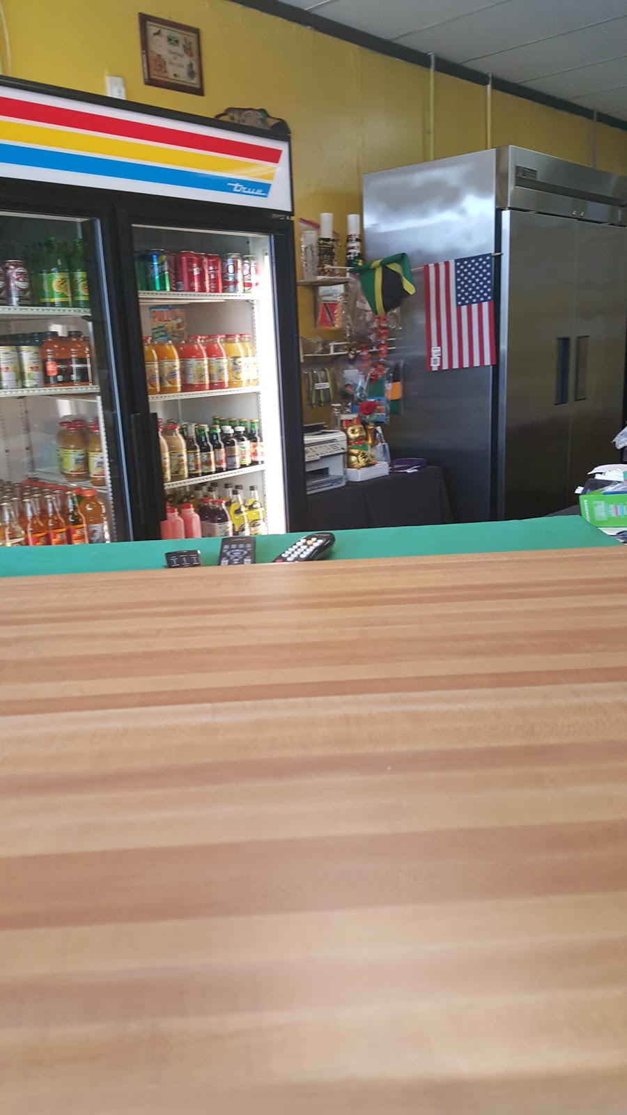 Jamaican Cafe | restaurant | 462 Azalea Rd, Mobile, AL 36609, USA | 2513422234 OR +1 251-342-2234