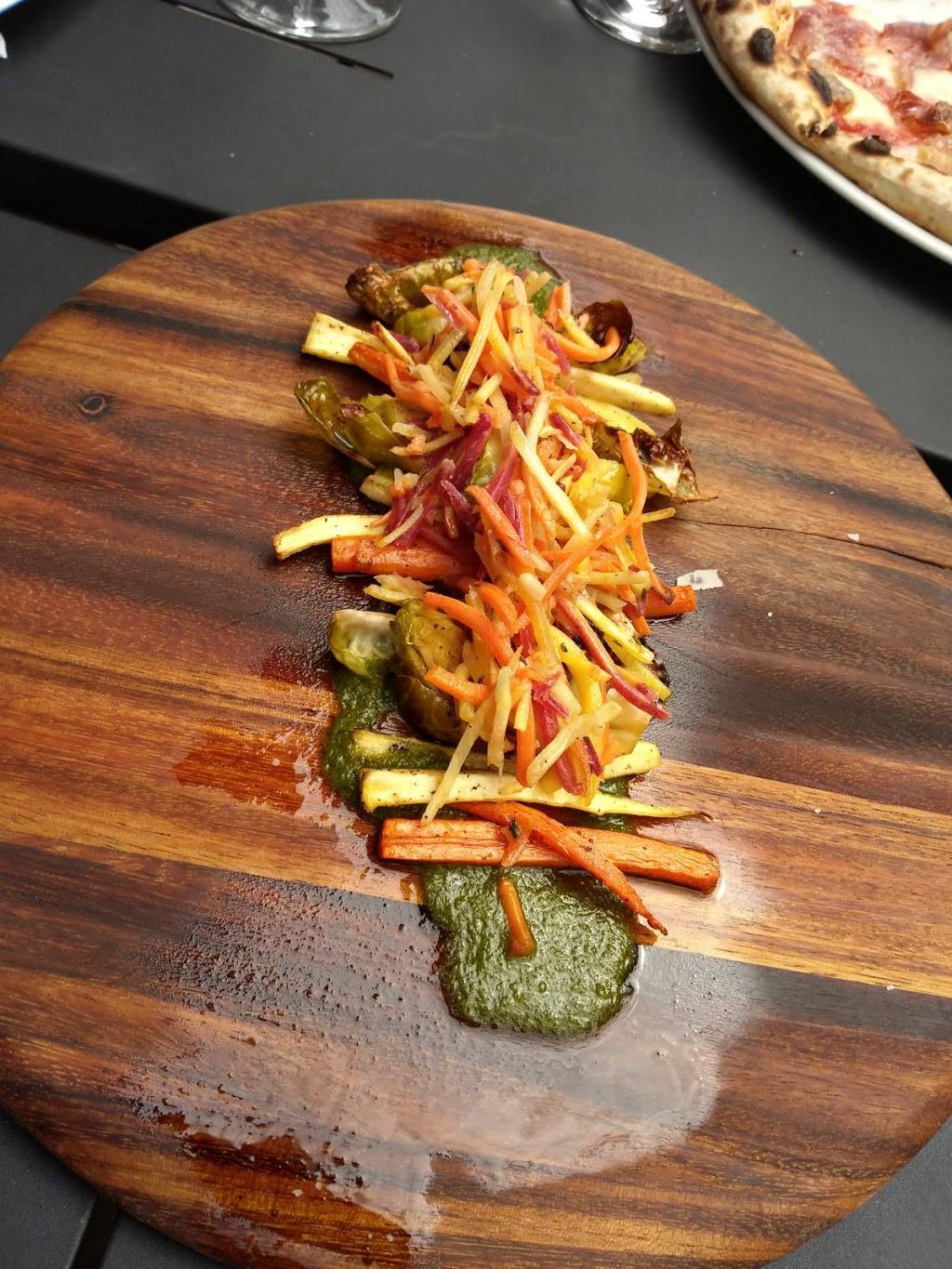 Peppinos Neapolitan | restaurant | 409 S Clinton St, Syracuse, NY 13202, USA | 3154228811 OR +1 315-422-8811