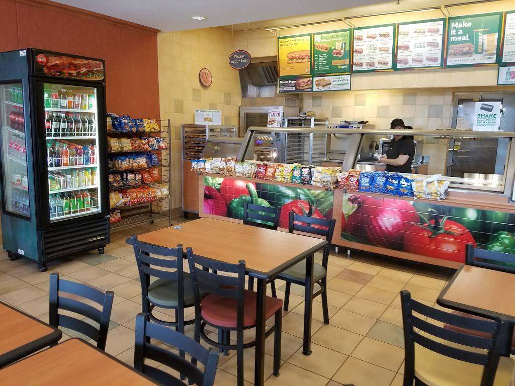 Subway Restaurants | restaurant | 9731 Lyndale Ave S, Bloomington, MN 55420, USA | 9528884460 OR +1 952-888-4460