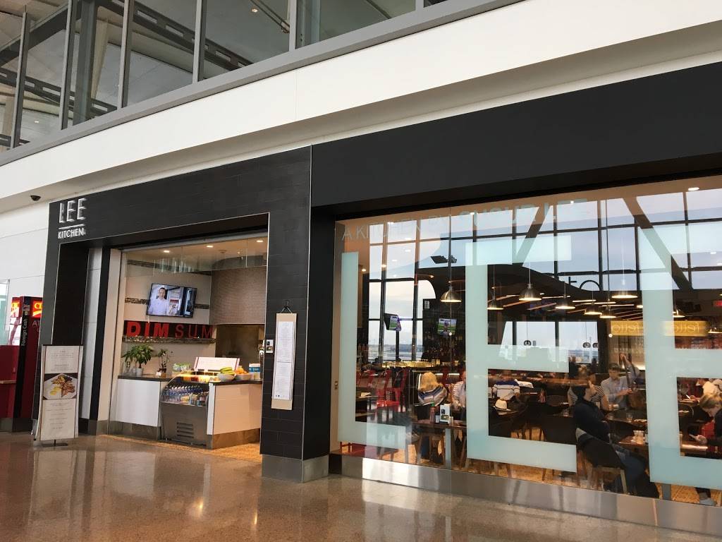 LEE Kitchen | restaurant | 6301 Silver Dart Dr, Mississauga, ON L5P 1B2, Canada | 4167763100 OR +1 416-776-3100