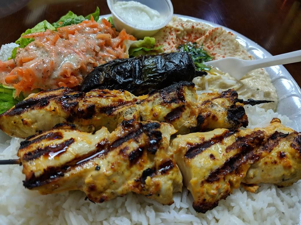 Gios Fresh Mediterranean | restaurant | 19642 Sherman Way, Reseda, CA 91335, USA | 8187087800 OR +1 818-708-7800