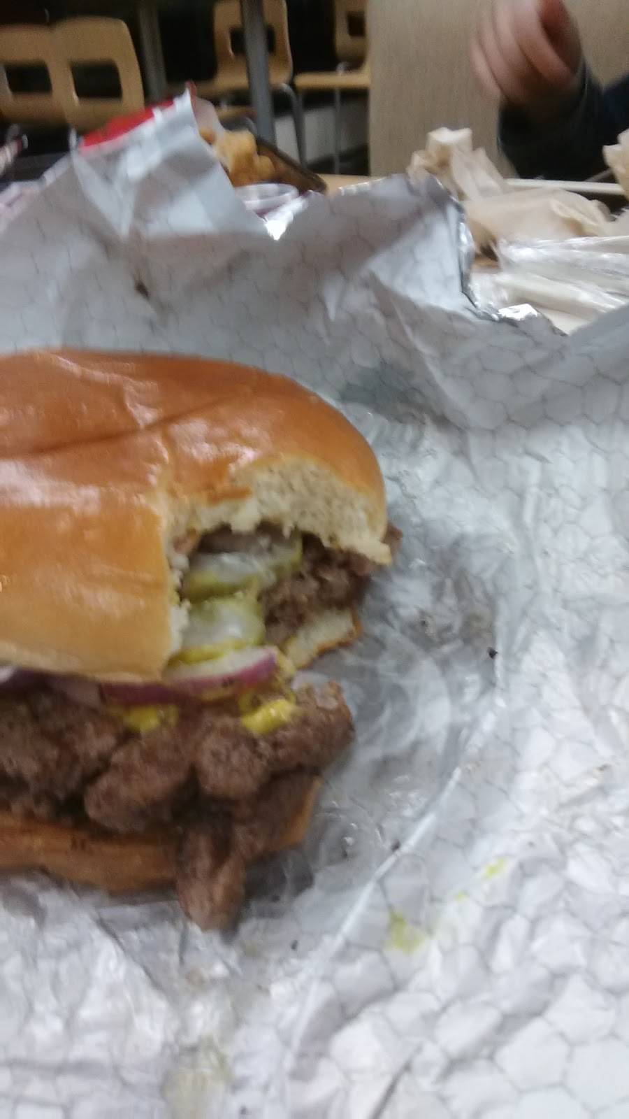 Wendys | restaurant | 2343 SW Military Dr, San Antonio, TX 78224, USA | 2109241660 OR +1 210-924-1660