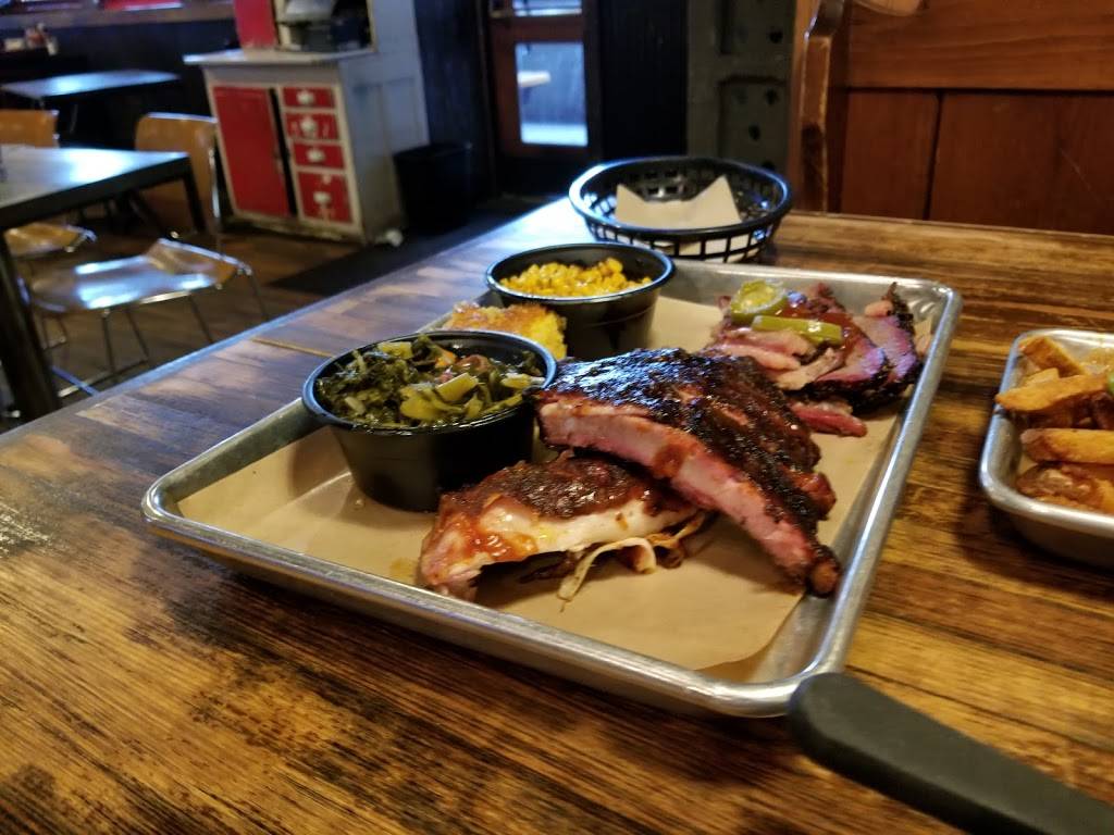 Dinosaur Bar-B-Que | restaurant | 301 Franklin St, Buffalo, NY 14202, USA | 7168801677 OR +1 716-880-1677