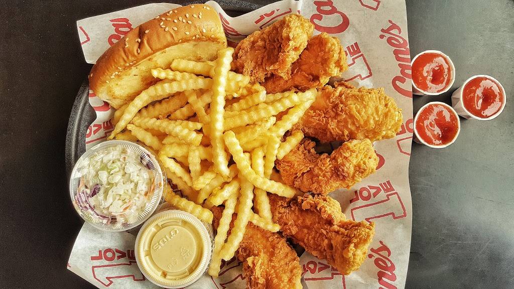 Raising Canes Chicken Fingers | meal takeaway | 7531 Westheimer Rd, Houston, TX 77063, USA | 7137803475 OR +1 713-780-3475