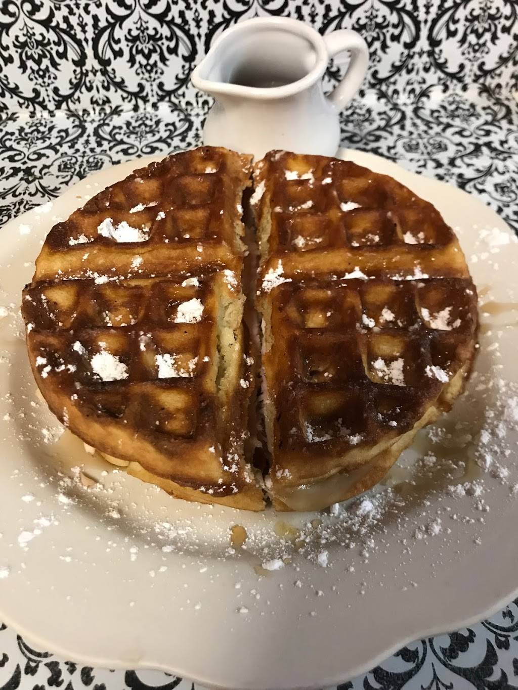 Waffle Chicken | restaurant | 1257 West Chester Pike, West Chester, PA 19382, USA | 6107199900 OR +1 610-719-9900