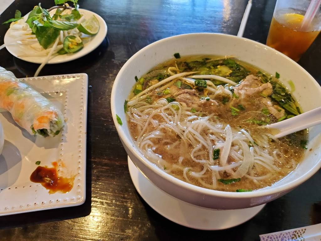 Lemongrass Vietnamese bistro | restaurant | 8970 Fontana Del Sol Way #6, Naples, FL 34109, USA | 2397343769 OR +1 239-734-3769