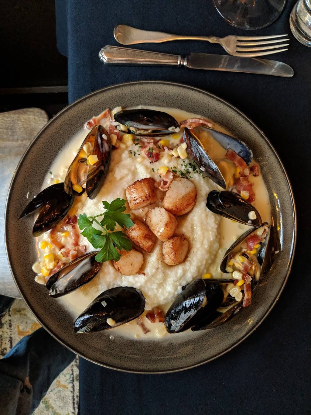 Frannys Bistro | restaurant | 55 Chestnut St, Camden, ME 04843, USA | 2072308199 OR +1 207-230-8199