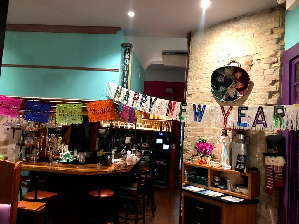 Chilangos Bar & Grill | restaurant | 1506 S Carrollton Ave, New Orleans, LA 70118, USA | 5047669949 OR +1 504-766-9949