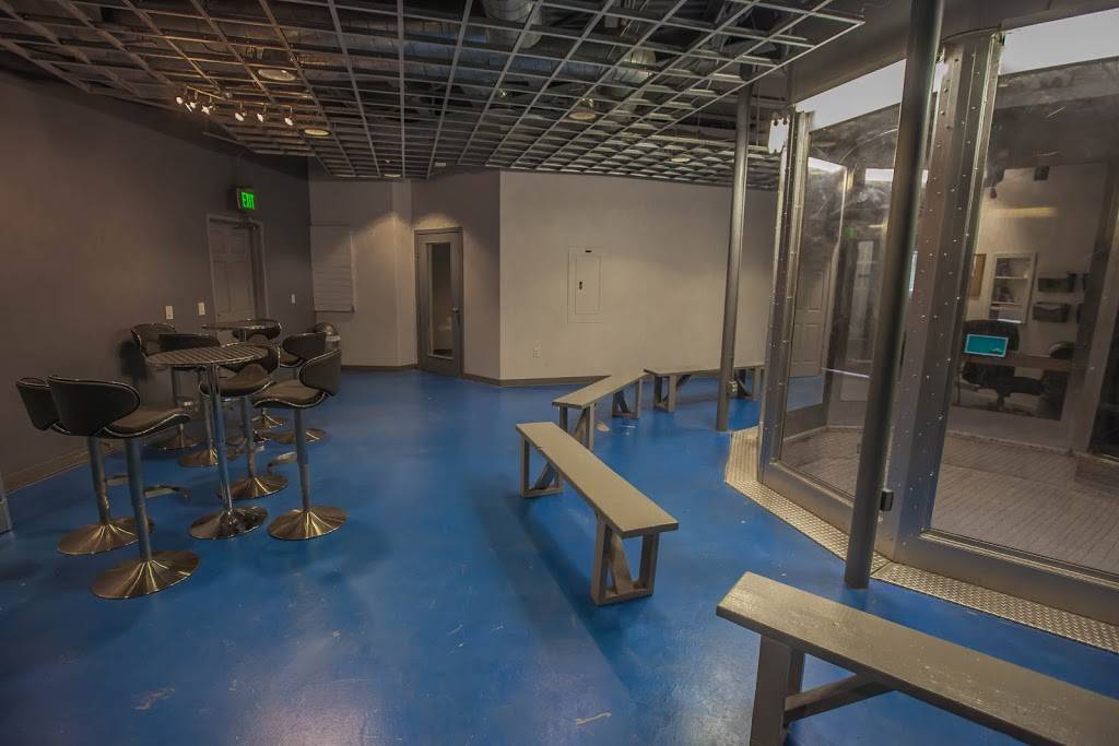 Skydive Perris | restaurant | 2091 Goetz Rd, Perris, CA 92570, USA | 9516571664 OR +1 951-657-1664