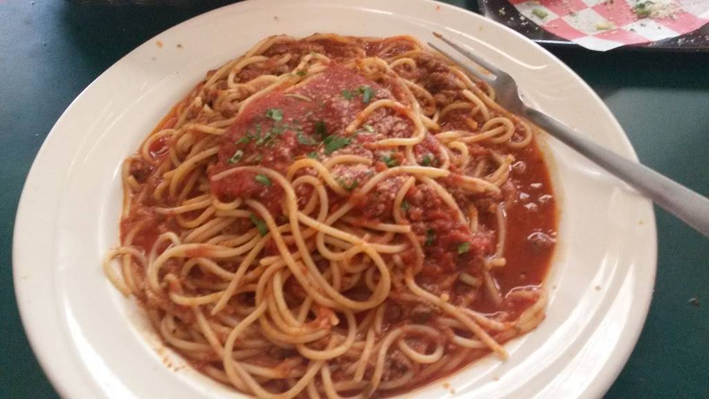 Sals Pizzeria and Restaurant | restaurant | 8265 Spotswood Trail, Stanardsville, VA 22973, USA | 4349851234 OR +1 434-985-1234