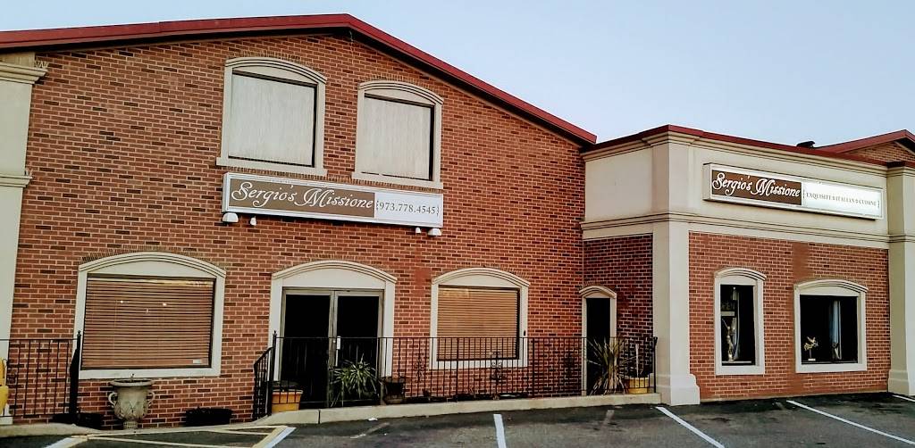Sergios Missione | restaurant | 2 N Mercer St, Lodi, NJ 07644, USA | 9737784545 OR +1 973-778-4545