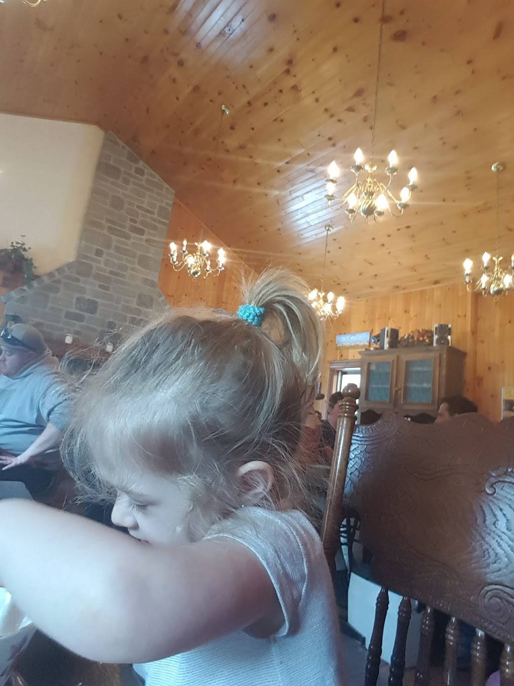 Passions Gourmandes | restaurant | 850 Chemin des Sucriers, Sainte-Marie, QC G6E 3N4, Canada | 4183874478 OR +1 418-387-4478