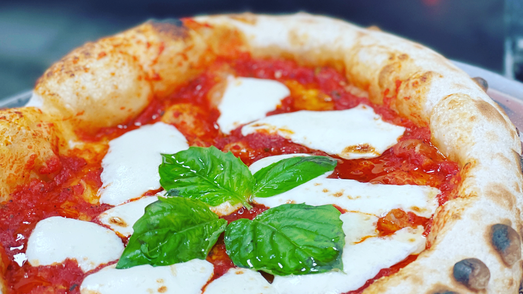 Main Street Market & Eatery | meal takeaway | 3102 Main St, Dallas, TX 75226, USA | 9726856000 OR +1 972-685-6000