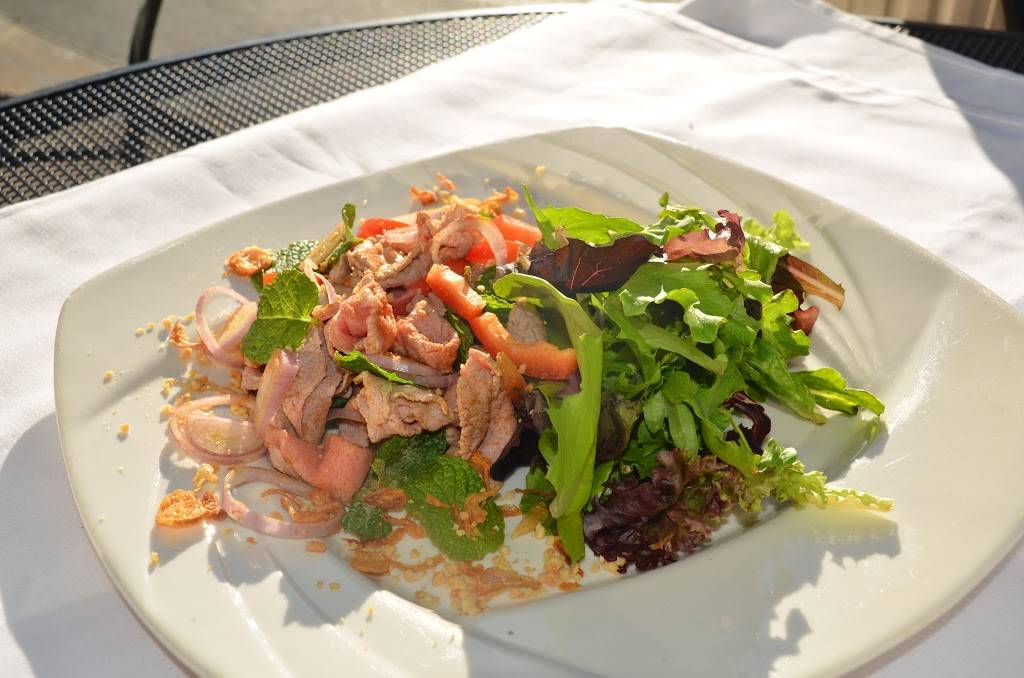 Lucky Corner Vietnamese Cuisine at Westview | restaurant | 5100 Buckeystown Pike Suite 174, Frederick, MD 21704, USA | 3013605913 OR +1 301-360-5913