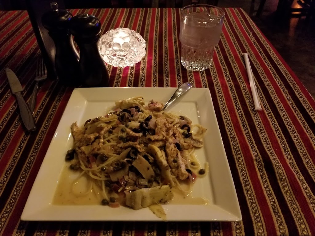 On the Sidewalk Bar & Grill | restaurant | 114 W Randolph Ave, Enid, OK 73701, USA | 5802343050 OR +1 580-234-3050