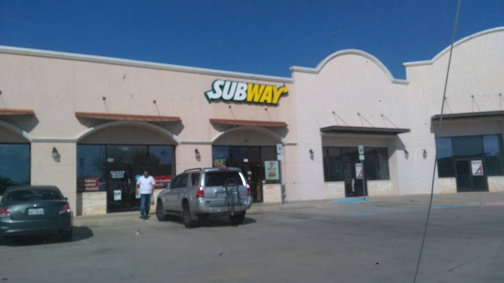 Subway Restaurants | restaurant | 3535 S Interstate 35, Denton, TX 76210, USA | 9403843429 OR +1 940-384-3429