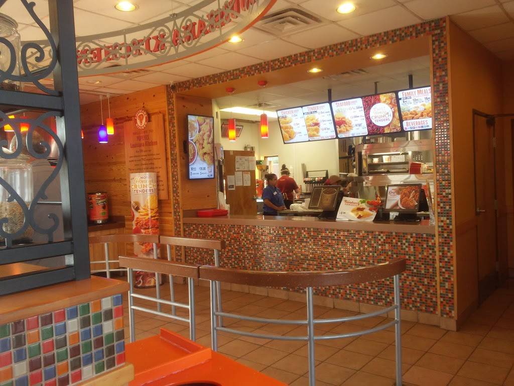 Popeyes Louisiana Kitchen | restaurant | 10207 E 41st St, Tulsa, OK 74146, USA | 9186607227 OR +1 918-660-7227
