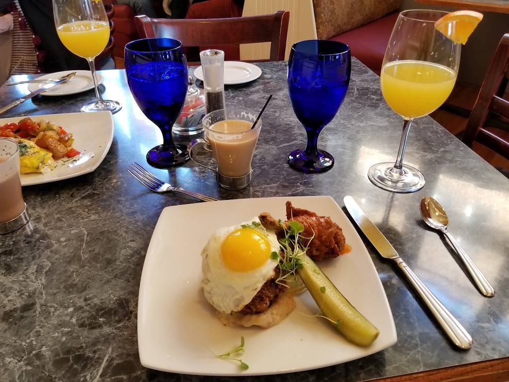 Hamiltons at First & Main | restaurant | 101 W Main St, Charlottesville, VA 22902, USA | 4342956649 OR +1 434-295-6649