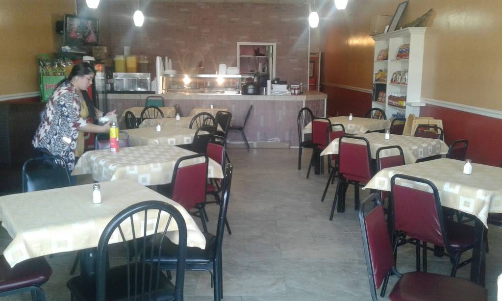 Iguanas Grill Restaurant | restaurant | 2105 W Esplanade Ave suite b, Kenner, LA 70065, USA | 5043570094 OR +1 504-357-0094