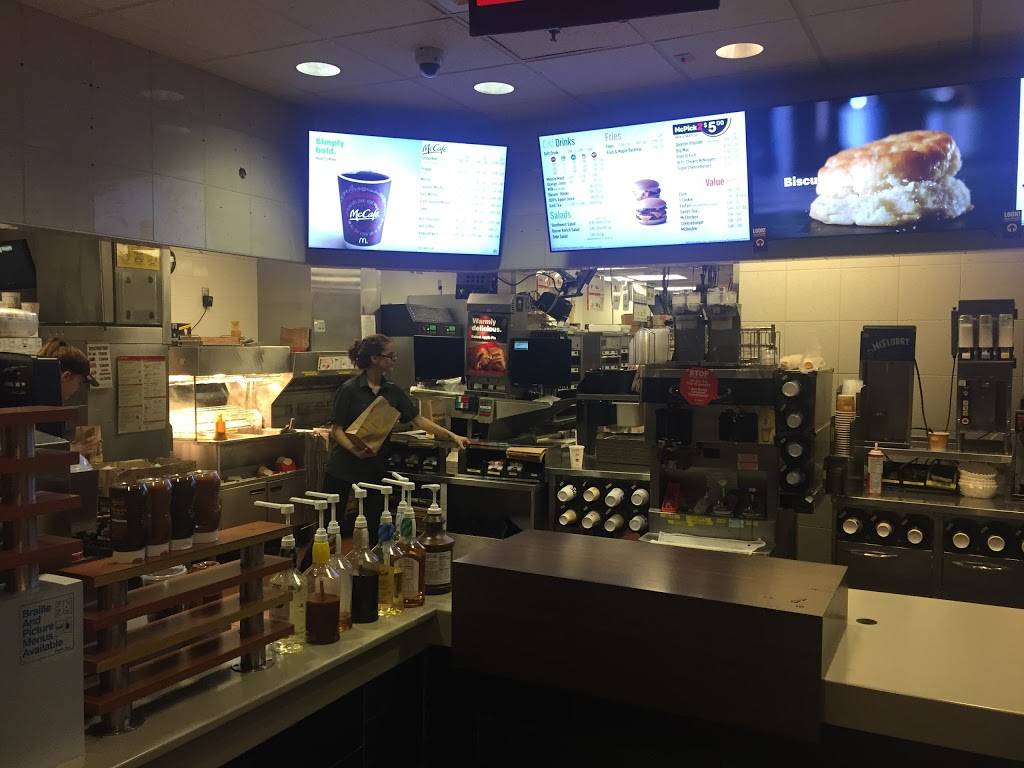 McDonalds | cafe | 971 William Flinn Hwy, Glenshaw, PA 15116, USA | 4124877505 OR +1 412-487-7505