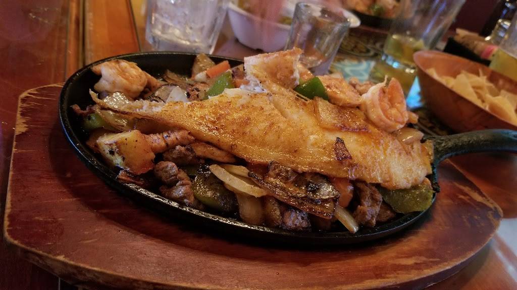 La Fuente Restaurante Bar & Grill | restaurant | 2256 Colorado Blvd #105, Los Angeles, CA 90041, USA | 3232584303 OR +1 323-258-4303