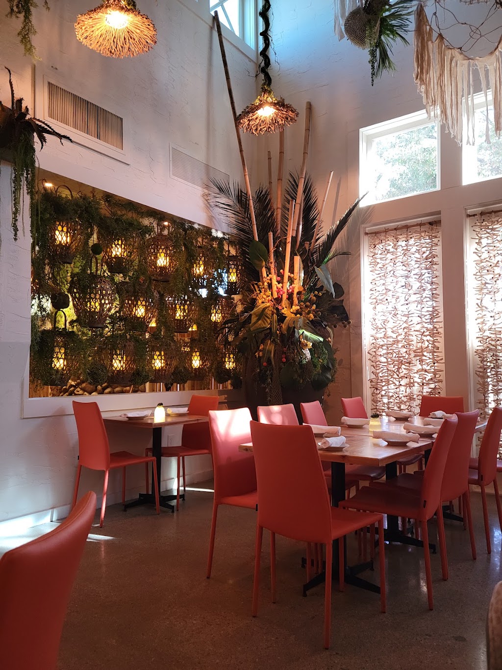 Hugos Lost Colony | restaurant | 2420 Justin Rd, Highland Village, TX 75077, USA | 4692930015 OR +1 469-293-0015