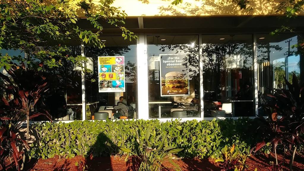 McDonalds | cafe | 7751 W Sample Rd, Coral Springs, FL 33065, USA | 9547526710 OR +1 954-752-6710