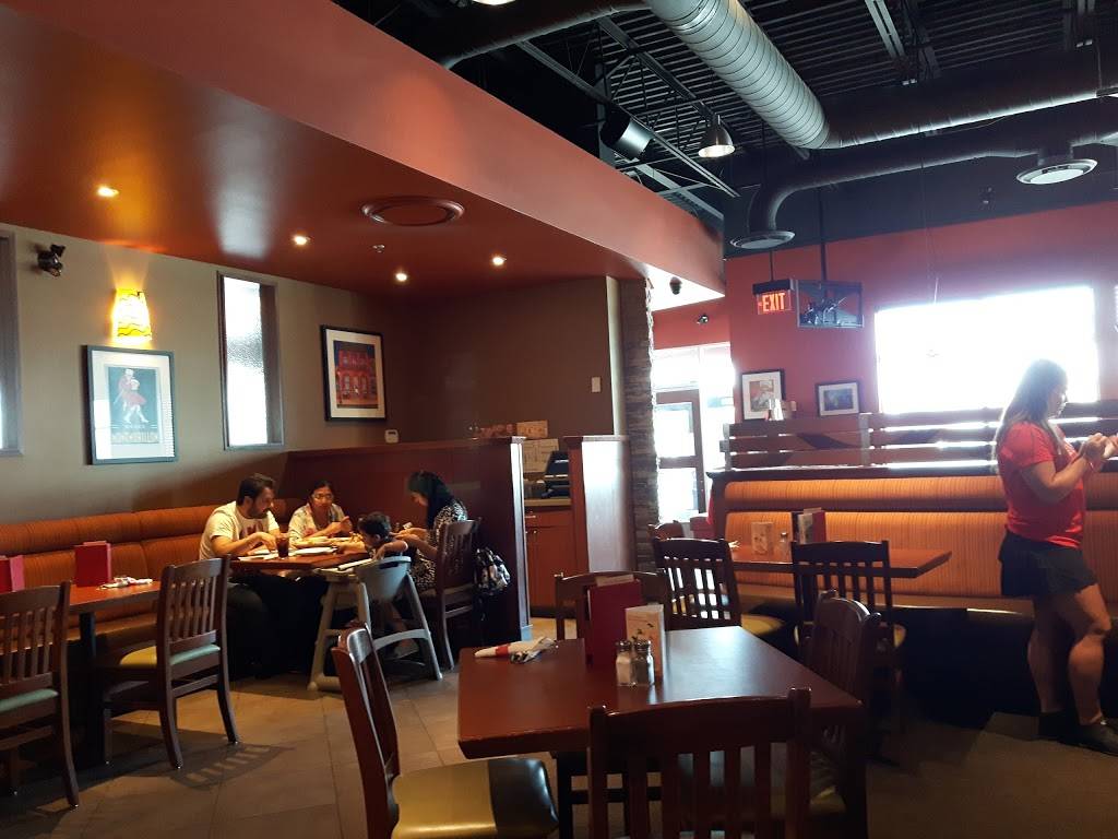 Boston Pizza | restaurant | 1602 The Queensway, Etobicoke, ON M8Z 1V1, Canada | 4162019555 OR +1 416-201-9555