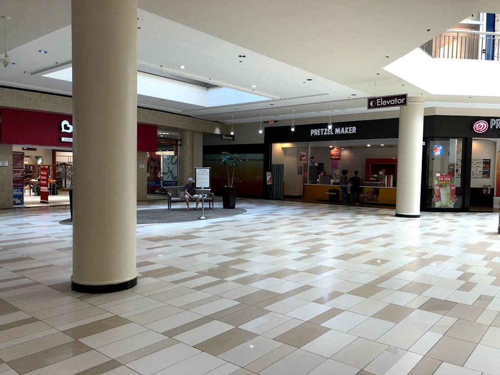 Pretzel Maker | restaurant | 1 Crossgates Mall Rd, Albany, NY 12203, USA | 5184641240 OR +1 518-464-1240