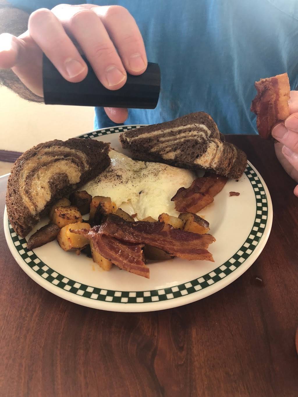 The Oasis Cafe | restaurant | 7651 SW State Rd 200, Ocala, FL 34476, USA | 3528578002 OR +1 352-857-8002