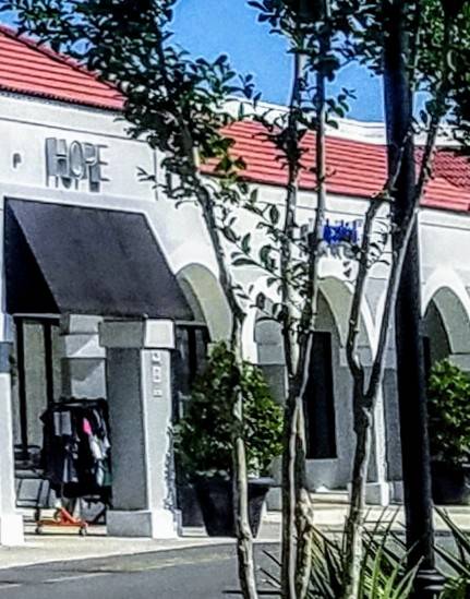 Landfall shopping center | restaurant | 1319 Military Cutoff Rd, Wilmington, NC 28405, USA | 9106798414 OR +1 910-679-8414