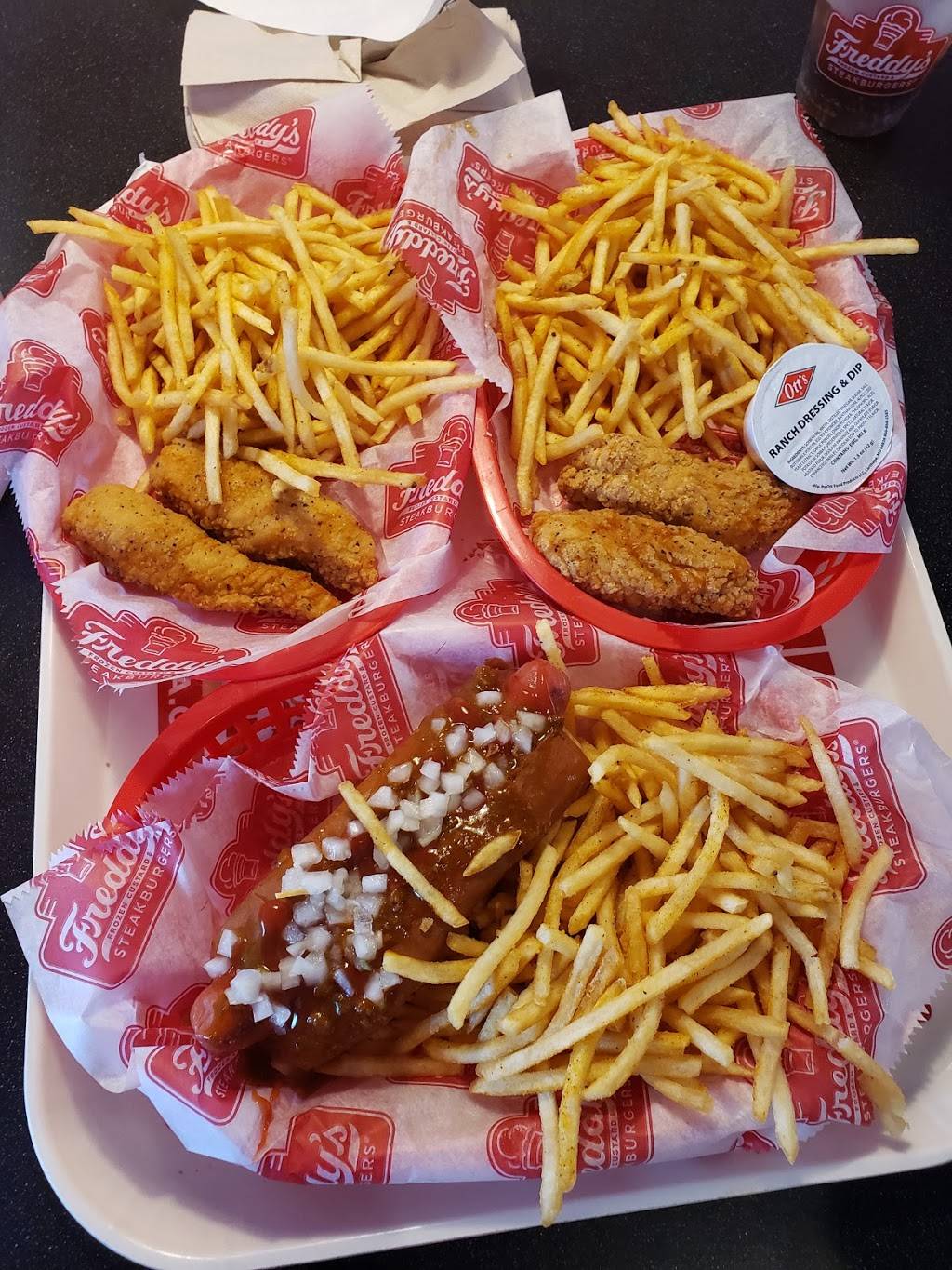 Freddys Frozen Custard & Steakburgers | restaurant | 1007 University Blvd, Suffolk, VA 23435, USA | 7576863900 OR +1 757-686-3900