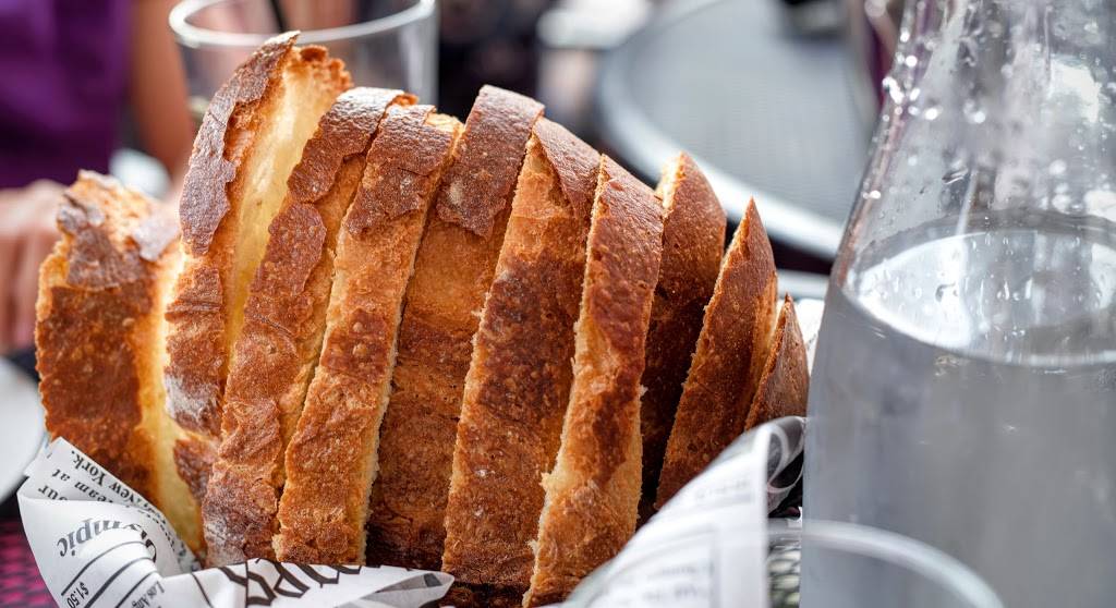 Two Rivers Brewing | restaurant | 542 Northampton St, Easton, PA 18042, USA | 6108291131 OR +1 610-829-1131