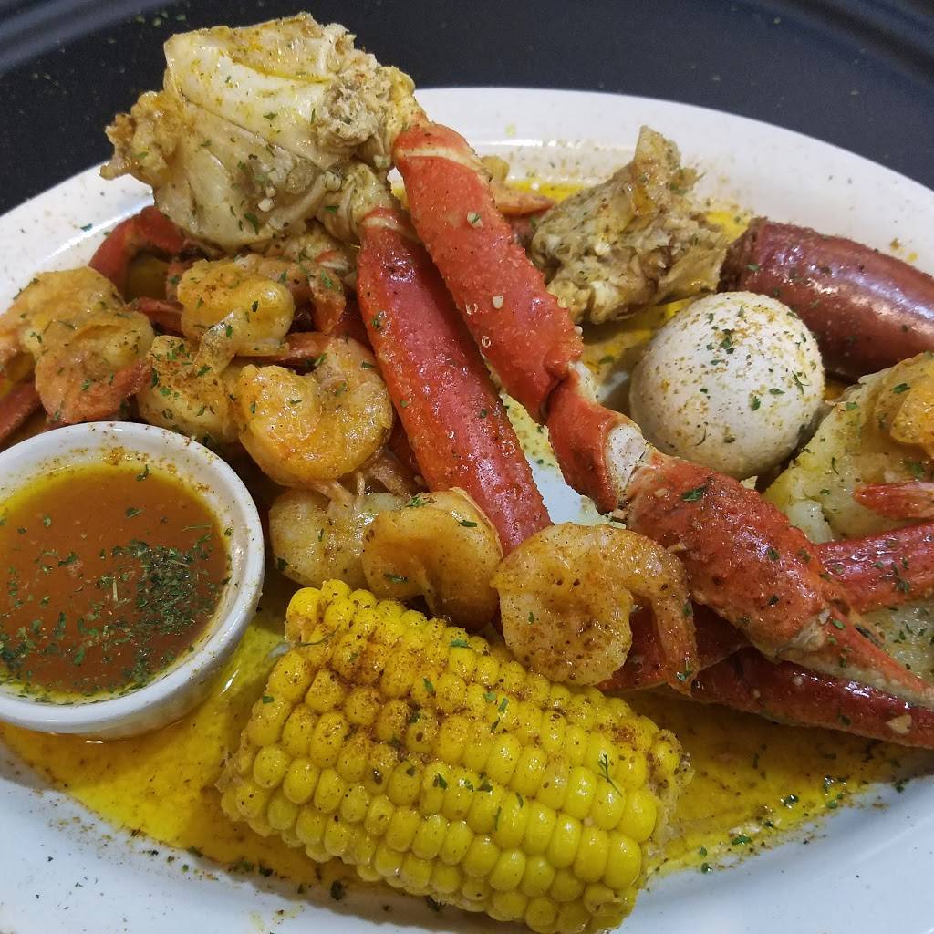 One Love Jamaican Restaurant & Seafood | restaurant | 3453 SW Darwin Blvd, Port St. Lucie, FL 34953, USA | 7729853128 OR +1 772-985-3128