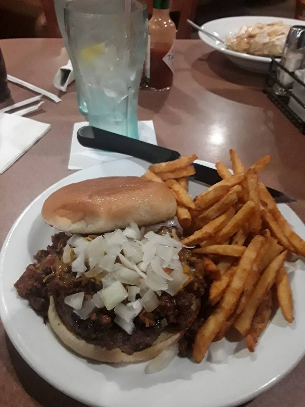 Yolk To Yolk | restaurant | 12501 Gulf Fwy, Houston, TX 77034, USA | 2819225552 OR +1 281-922-5552