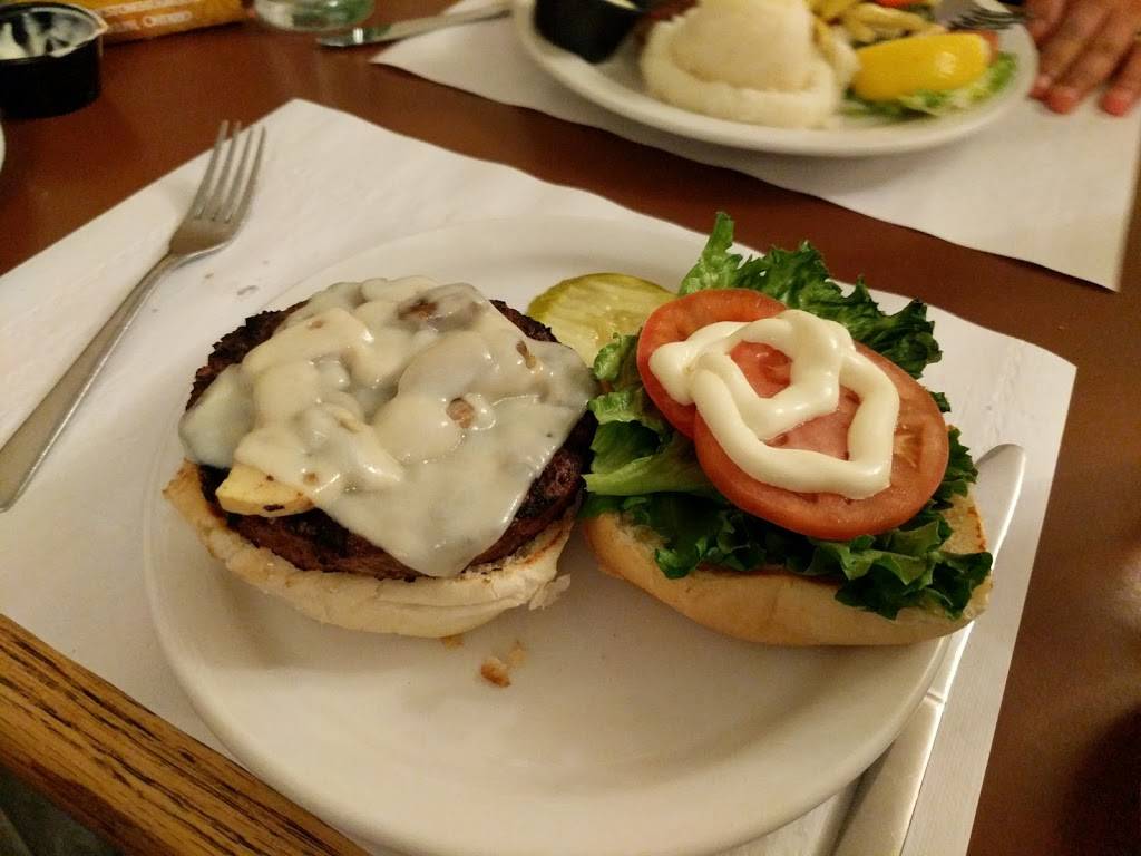 The Old Country Restaurant | restaurant | 105 Peel St, New Hamburg, ON N3A 1E7, Canada | 5196624545 OR +1 519-662-4545