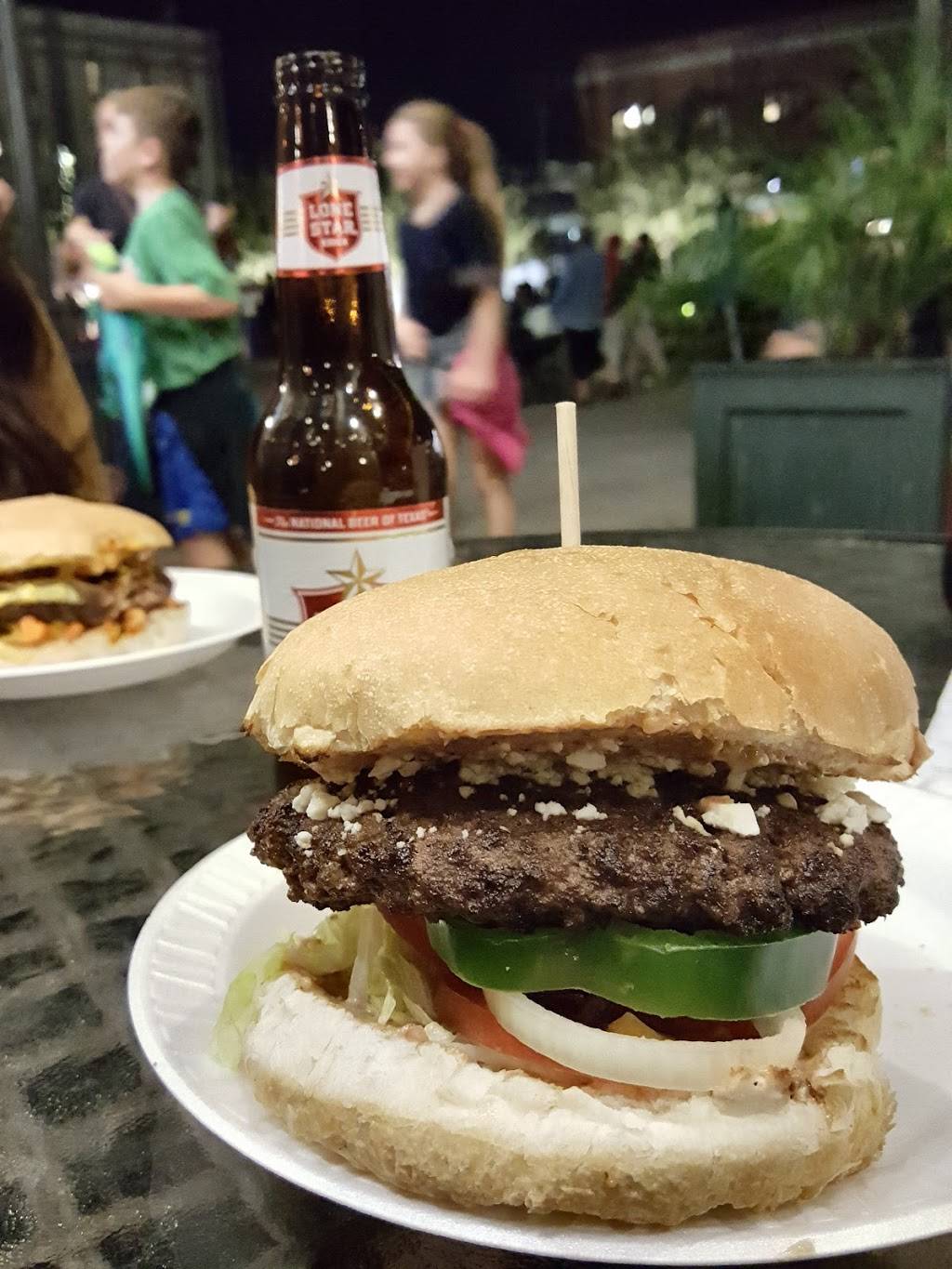 Hubcap Grill Galveston | restaurant | 2021 Strand St #3, Galveston, TX 77550, USA | 4092203551 OR +1 409-220-3551