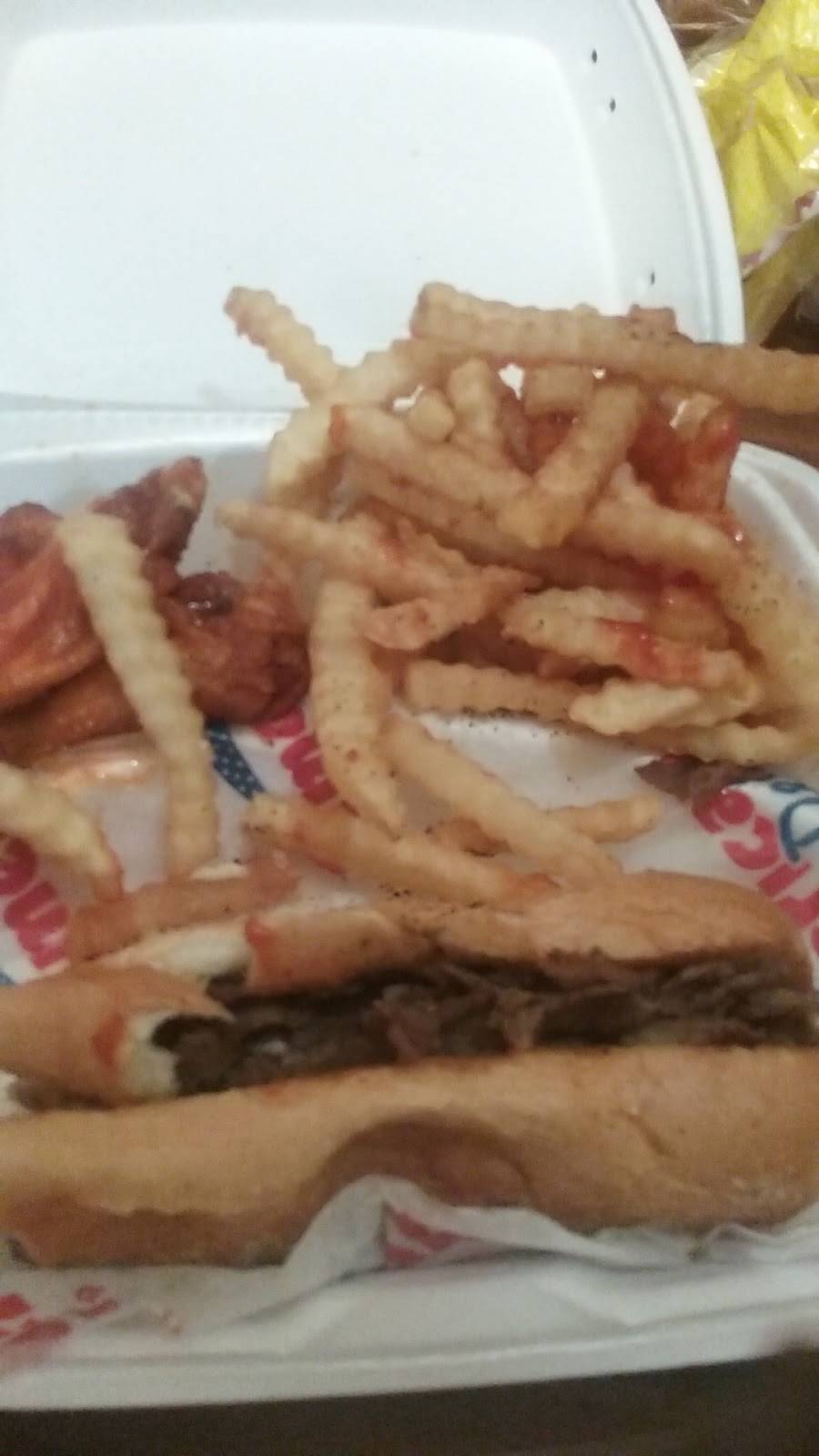 American Deli | restaurant | 308 W Martin Luther King Hwy, Tuskegee, AL 36083, USA | 3344395123 OR +1 334-439-5123