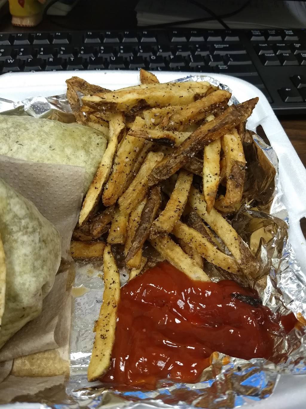 Plates Restaurant | restaurant | 210 E Centre St, Baltimore, MD 21202, USA | 4434539139 OR +1 443-453-9139