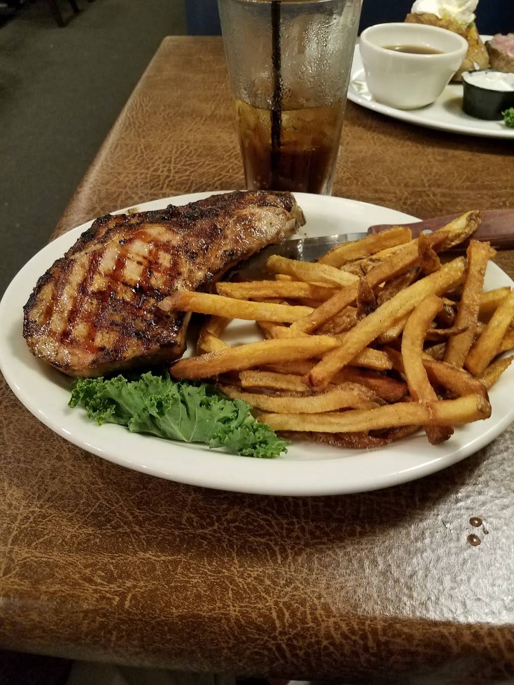 Colorados Prime Steak | restaurant | 3863 S Orlando Dr, Sanford, FL 32773, USA | 4073241741 OR +1 407-324-1741