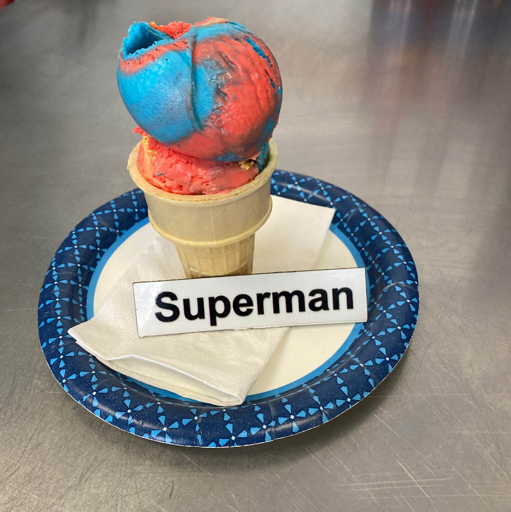 Karolina Kremes | restaurant | 6556-6562 Brevard Rd, Etowah, NC 28729, USA | 8285955307 OR +1 828-595-5307