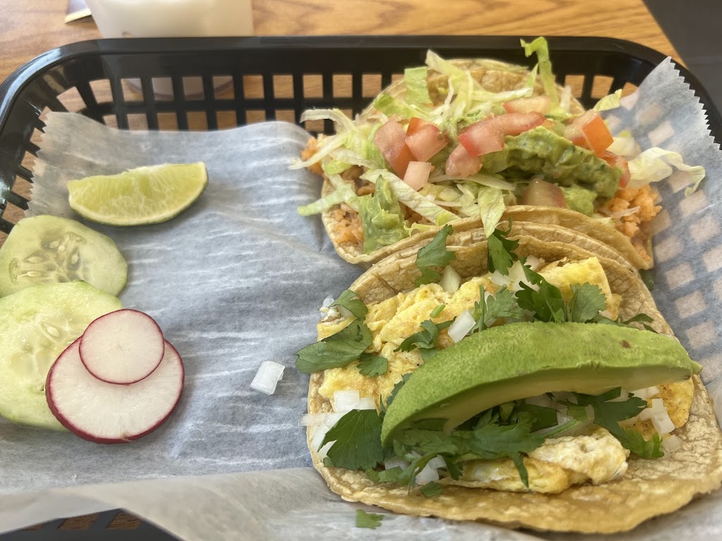 Tacos Los Primos | restaurant | 5754 N Western Ave, Chicago, IL 60659, USA | 7736541135 OR +1 773-654-1135