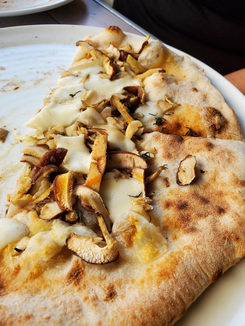 Bud & Alley’s Pizza Bar + Trattoria | restaurant | 2236 E County Hwy 30A, Santa Rosa Beach, FL 32459, USA | 8502313113 OR +1 850-231-3113