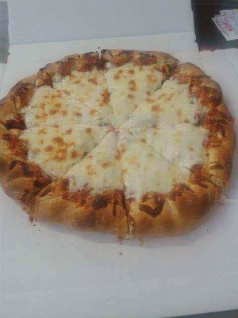 Mayas Pizza | restaurant | 8550 S Commercial Ave, Chicago, IL 60617, USA | 7732219313 OR +1 773-221-9313