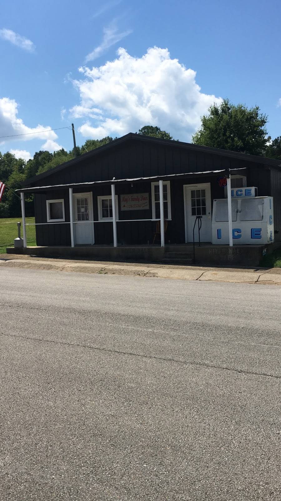 May’s Family Diner | restaurant | 339 Main St, Waterloo, AL 35677, USA | 2562757611 OR +1 256-275-7611