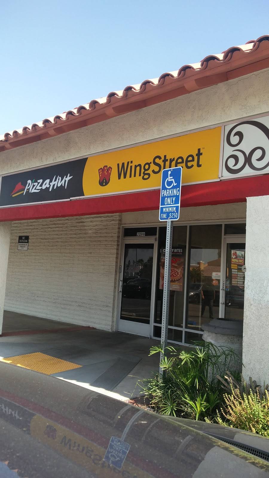 Pizza Hut | restaurant | 2099 E Ball Rd, Anaheim, CA 92806, USA | 7149562100 OR +1 714-956-2100