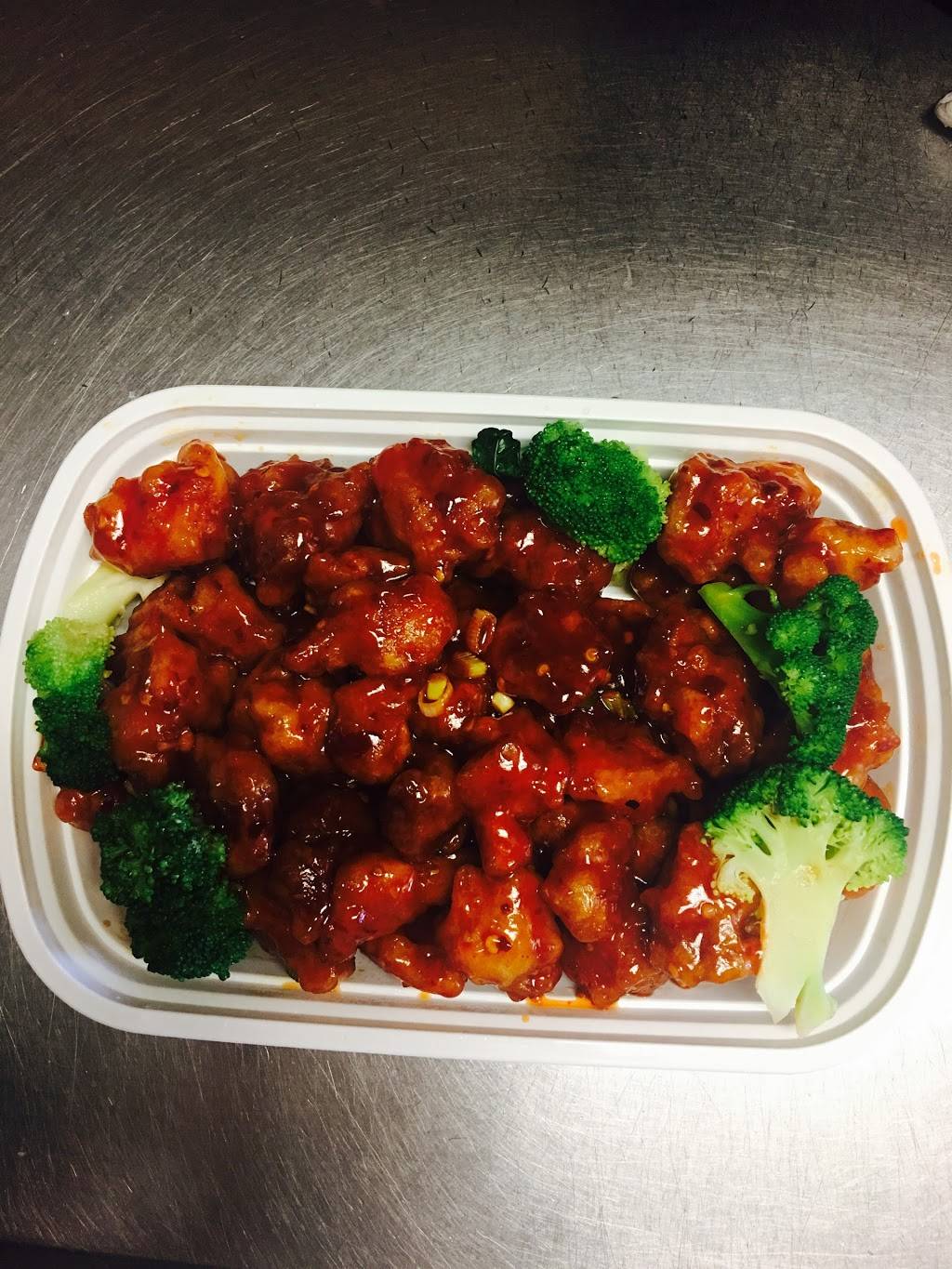 Takee Outee | restaurant | 3408 E Lake Rd S, Palm Harbor, FL 34685, USA | 7277873898 OR +1 727-787-3898