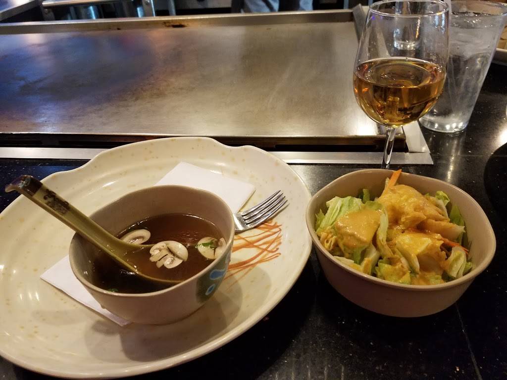 Fuji Yummy Steakhouse | restaurant | 221 N Peters Ave, Fond du Lac, WI 54935, USA | 9209335555 OR +1 920-933-5555